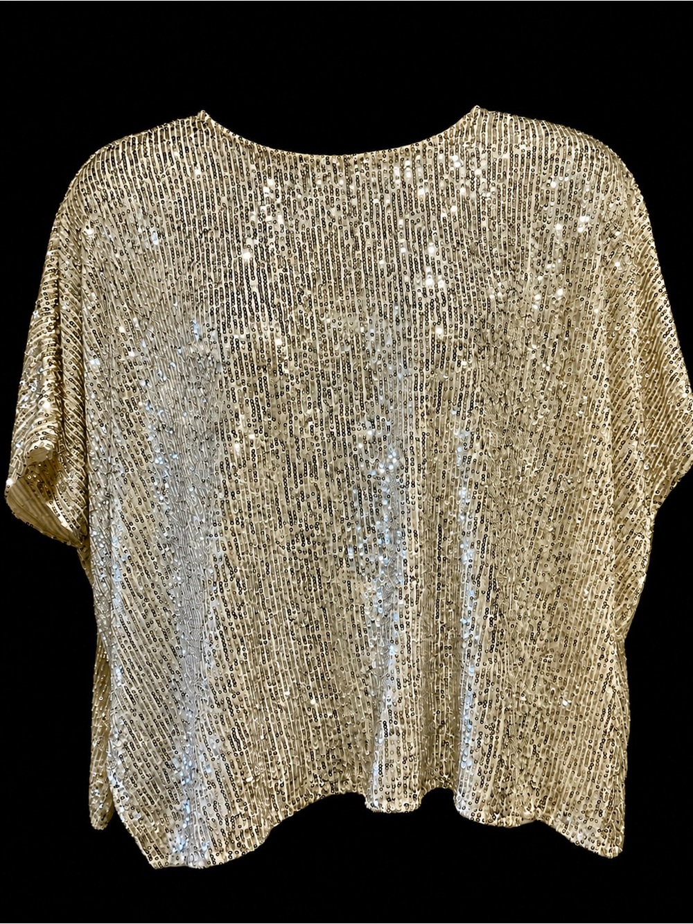 SALE!!! CeCe Silver Sequin top - size oversized Medium